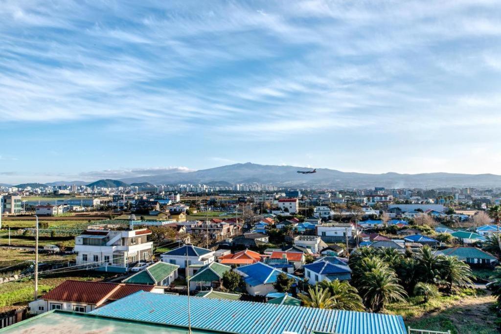 Odri Inn Jeju Exteriör bild